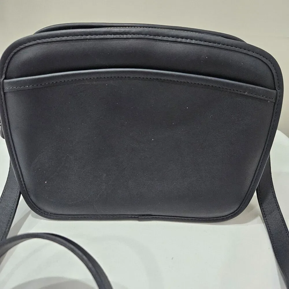 Vintage Coach Camera Bag 1986 Navy Blue Leather Strap Travel Vacation Holidays